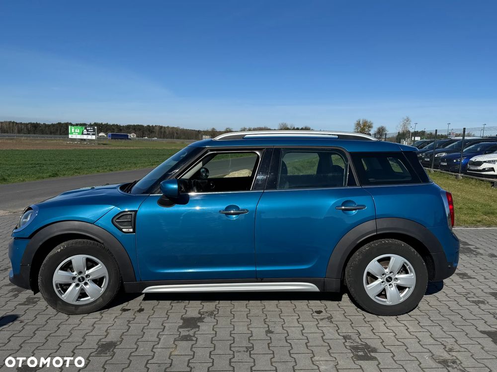 MINI Countryman One Essential Trim - 4