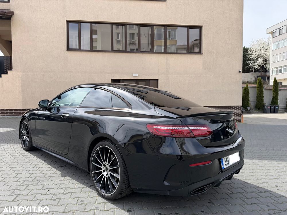 Mercedes-Benz E 200 9G-TRONIC AMG Line - 23