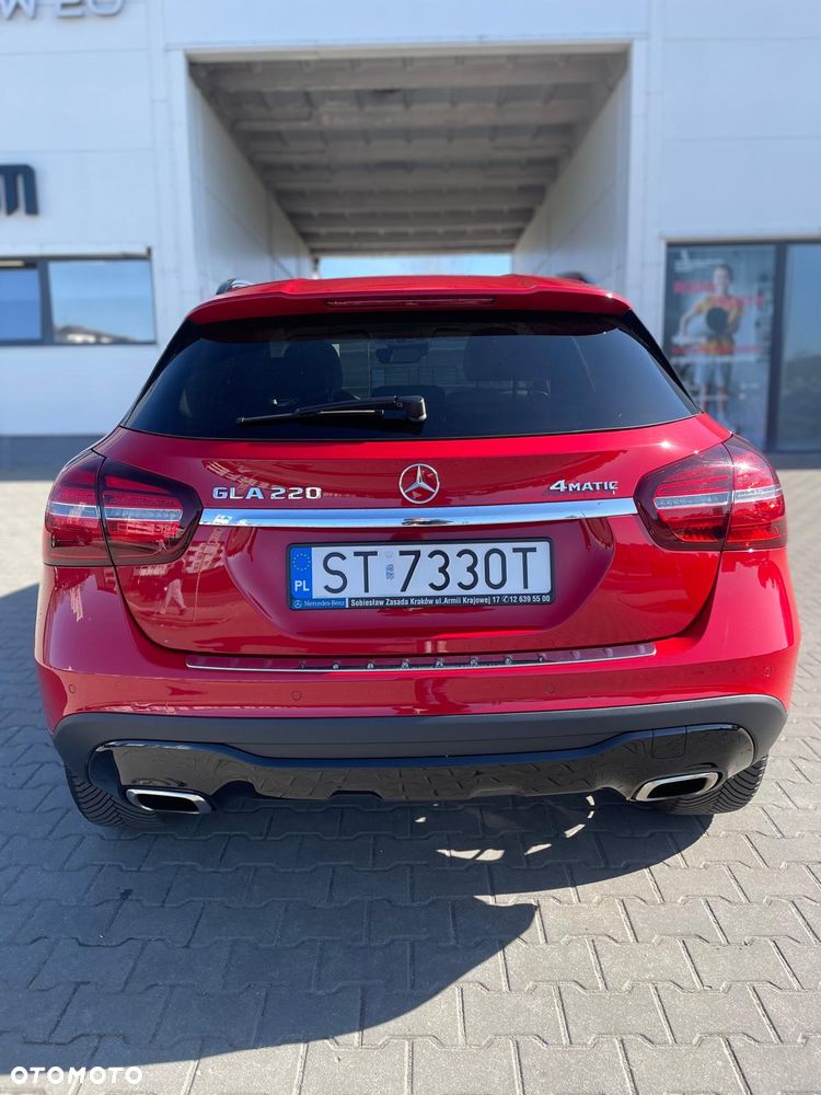 Mercedes-Benz GLA 220 4-Matic - 7