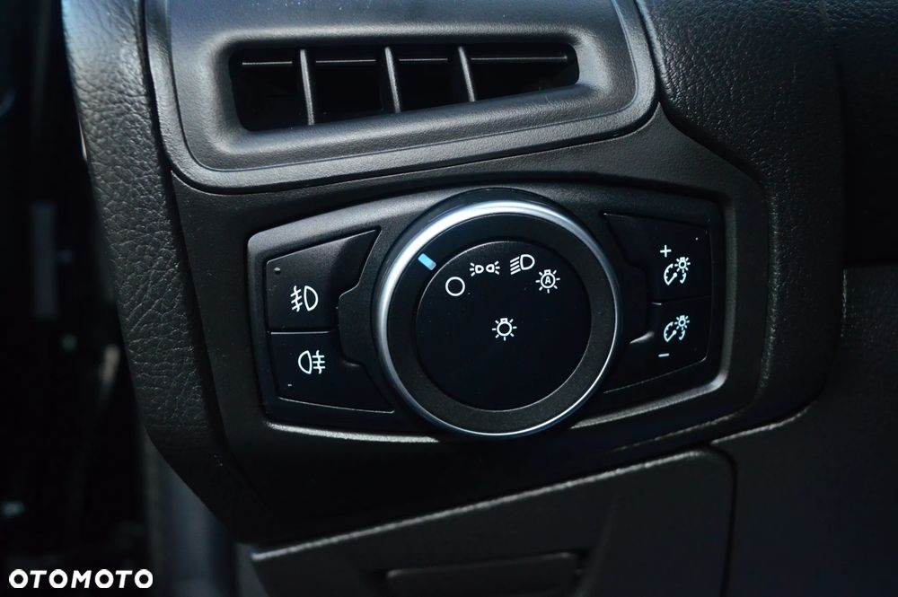 Ford Focus 2.0 TDCi ST-Line ASS PowerShift - 33