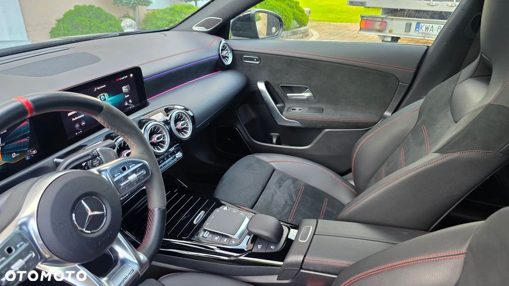 Mercedes-Benz CLA AMG 35 4-Matic 7G-DCT - 11