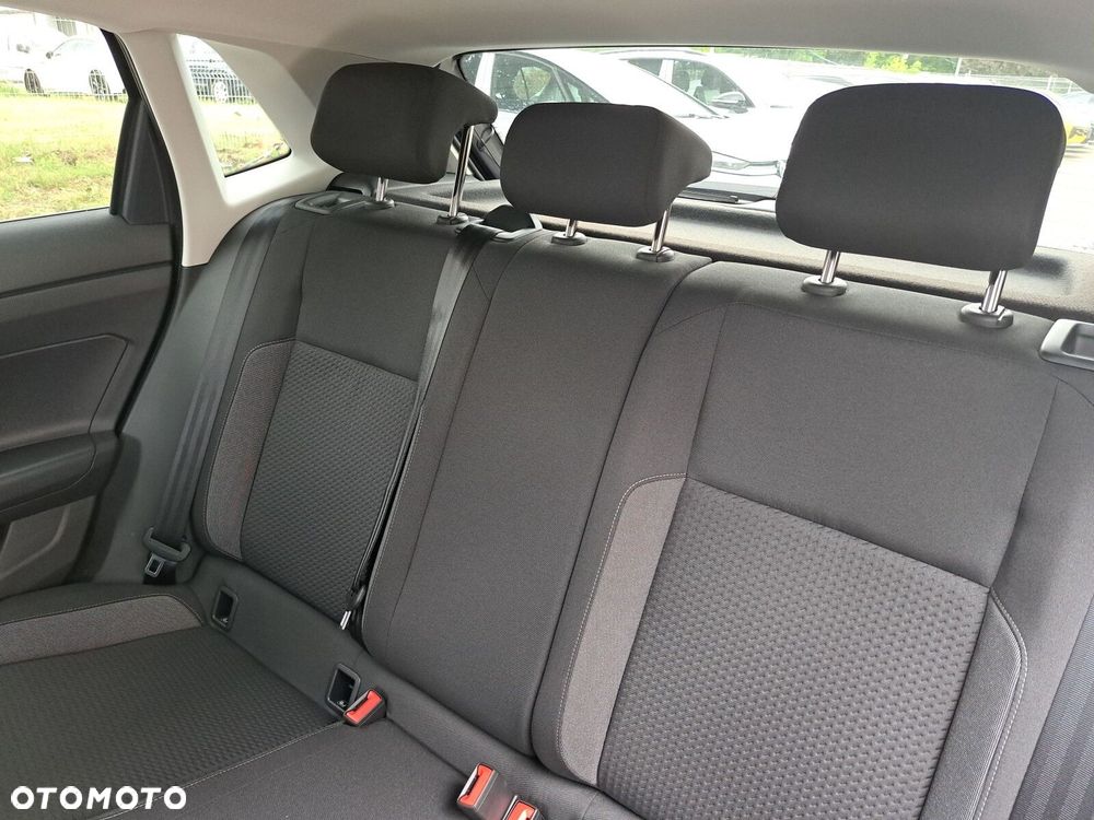 Volkswagen Polo - 17
