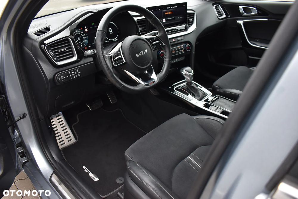 Kia ProCeed 1.5 T-GDI GT Line DCT - 14
