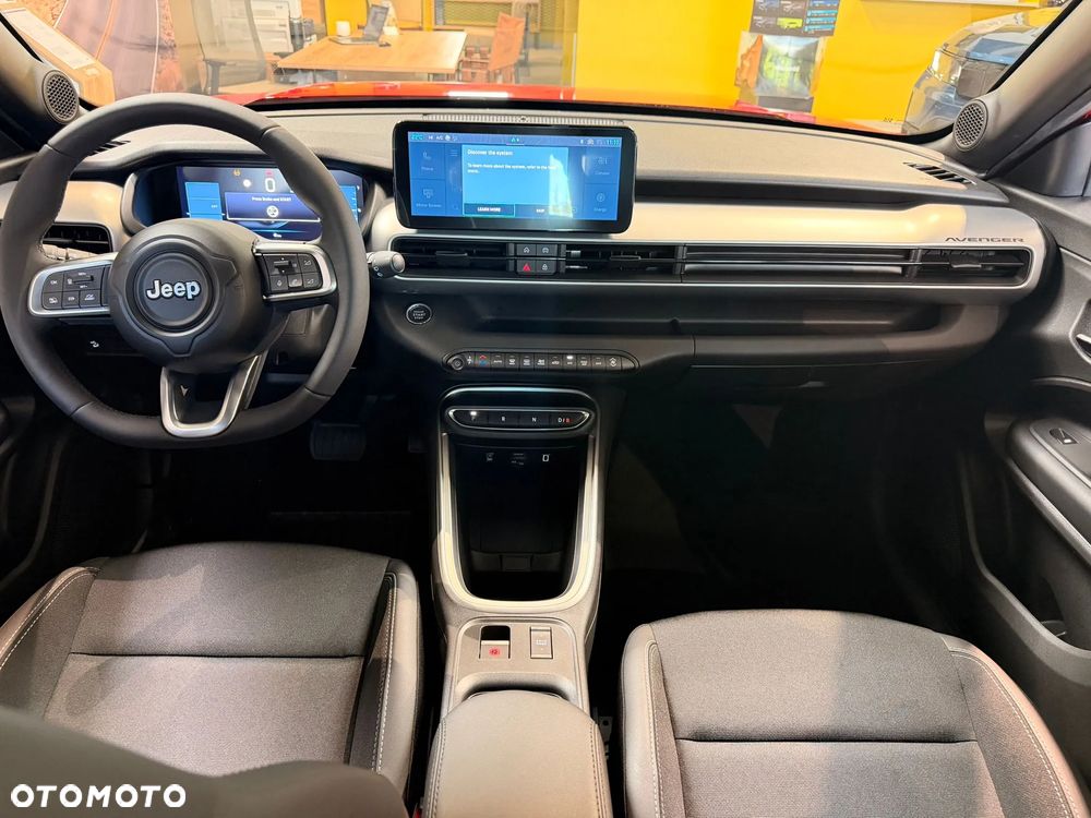 Jeep Avenger 54kWh Altitude - 6