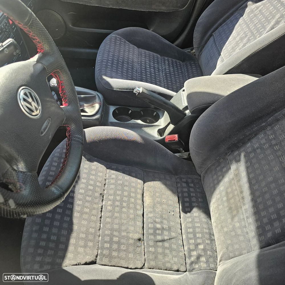 VW Passat Variant 1.9 TDi Confortline - 8
