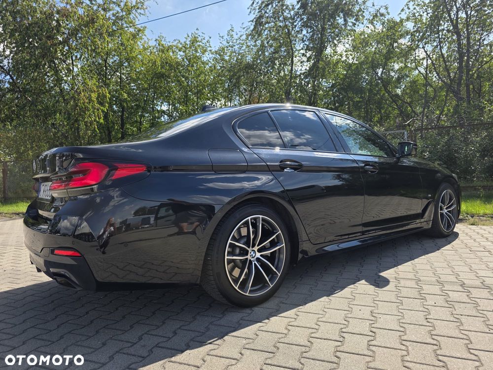 BMW Seria 5 520d M Sport Edition - 15