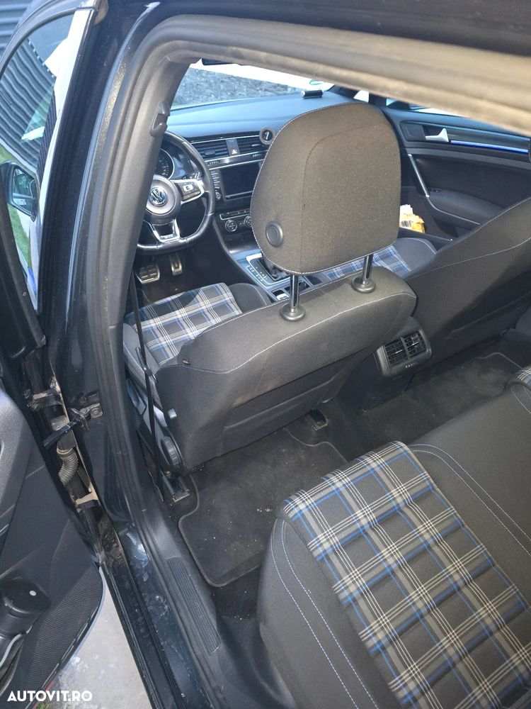 Volkswagen Golf 1.4 GTE Plug-In-Hybrid DSG - 8