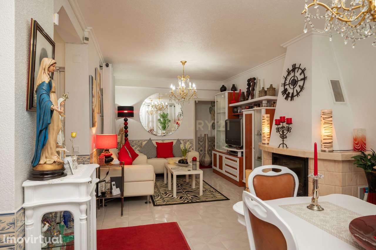 Moradia T4+1 para venda em Queijas. - Grande imagem: 5/31