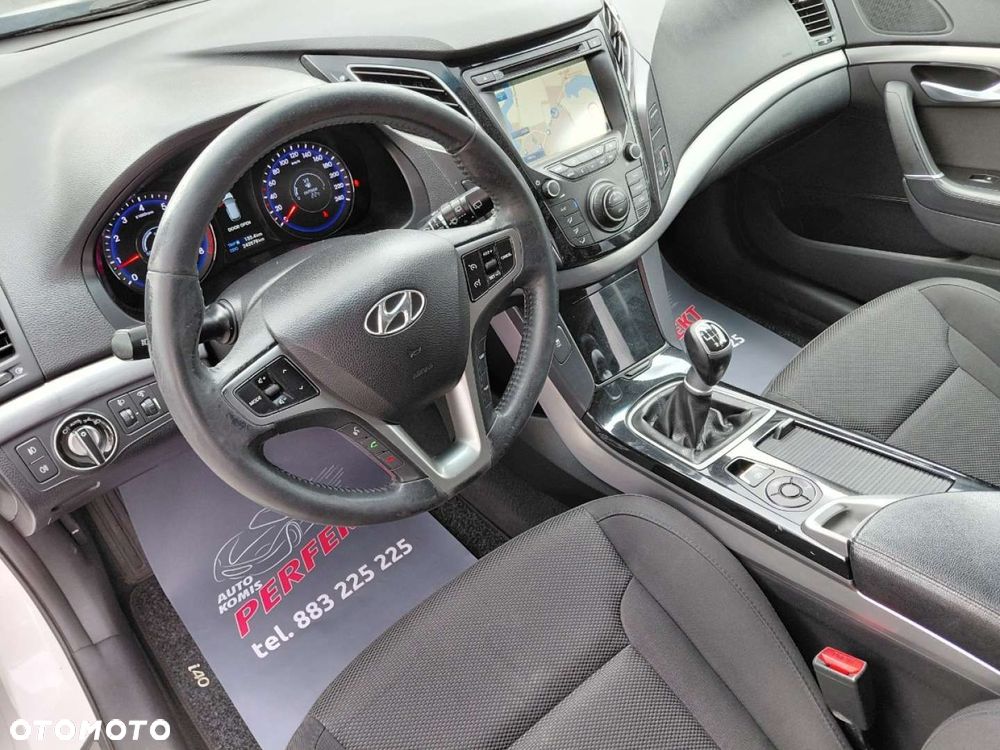 Hyundai i40 - 10