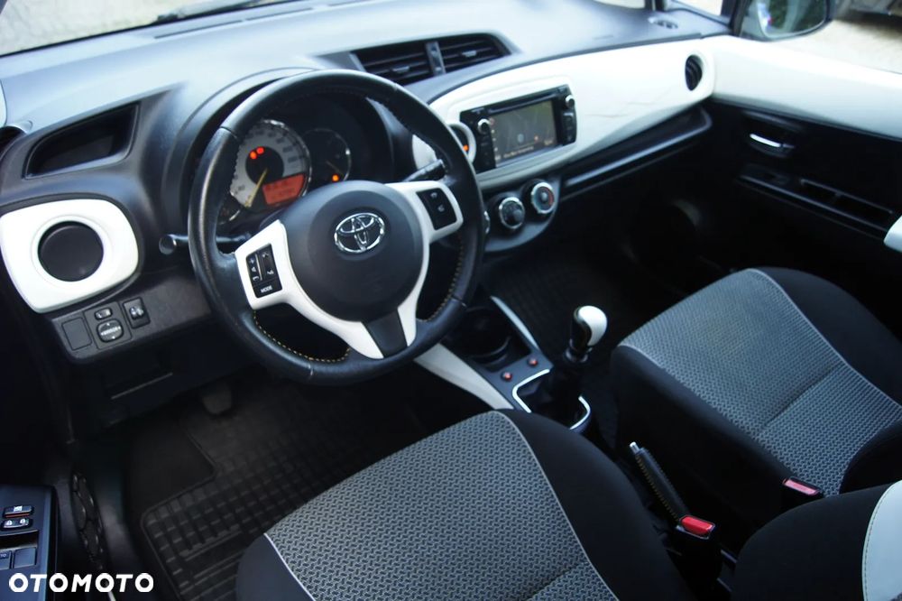 Toyota Yaris 1.33 VVT-i Edition 2014 - 15
