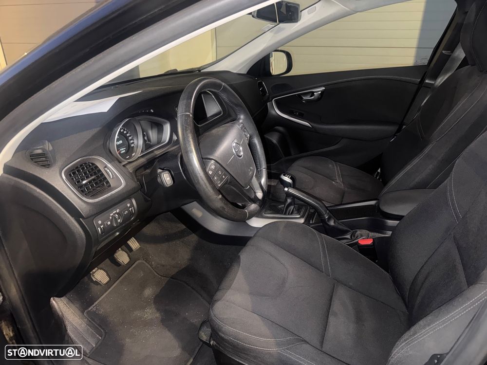 Volvo V40 2.0 D2 Kinetic Eco - 6