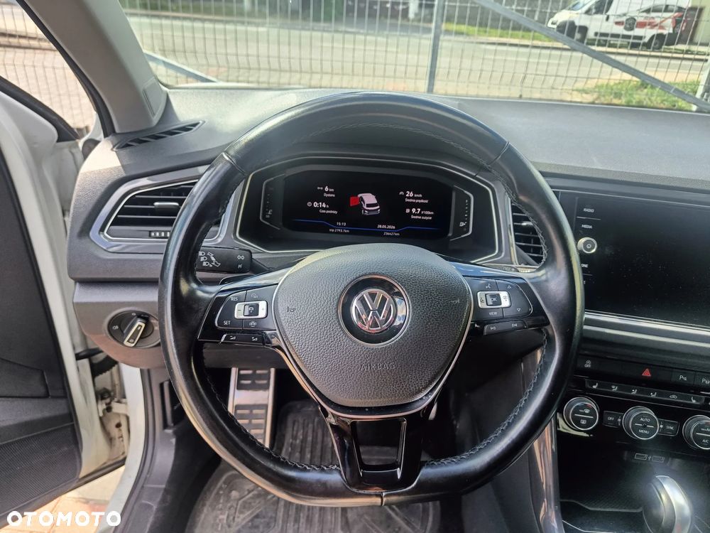Volkswagen T-Roc - 15