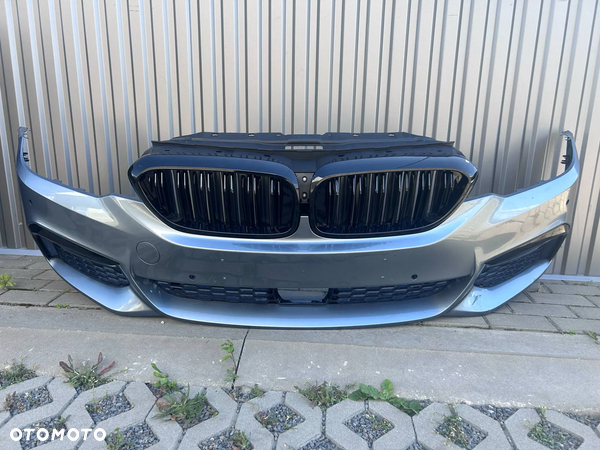 BMW 5 G30 M-Pakiet Zderzak Przód Przedni 6xPDC Radar Frozen Arctic Gray 490