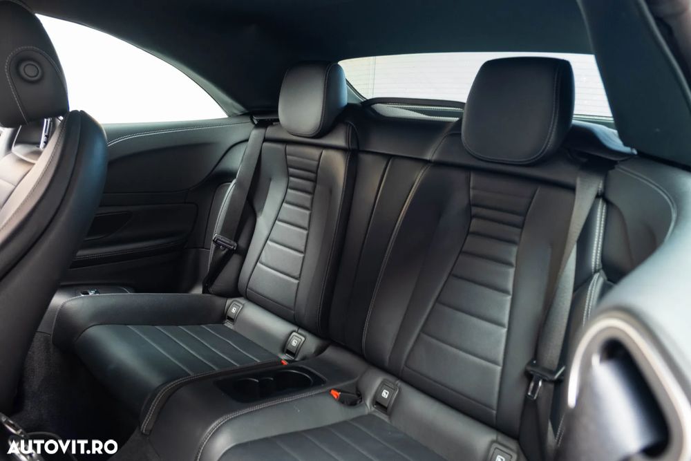 Mercedes-Benz E 220 d Cabrio - 17