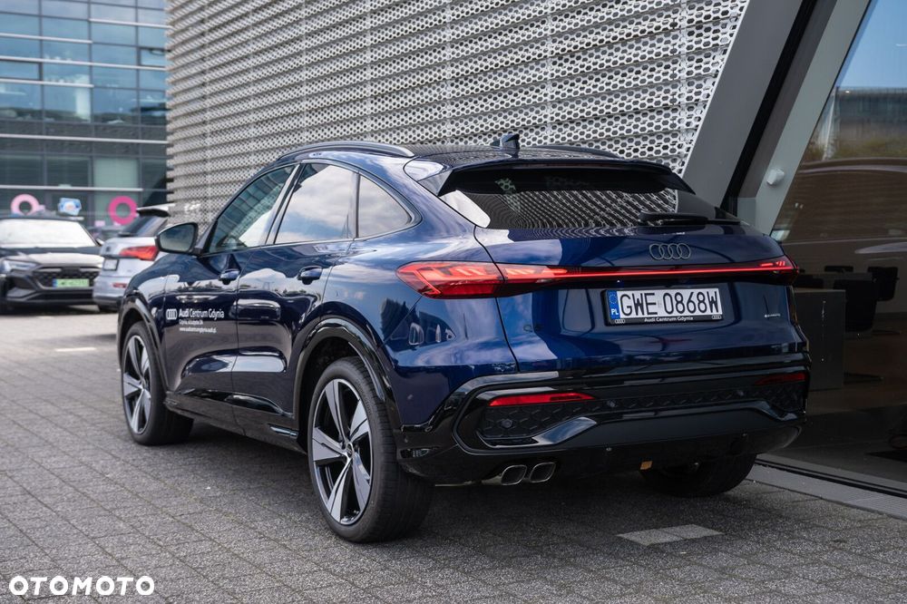 Audi Q5 Sportback - 5