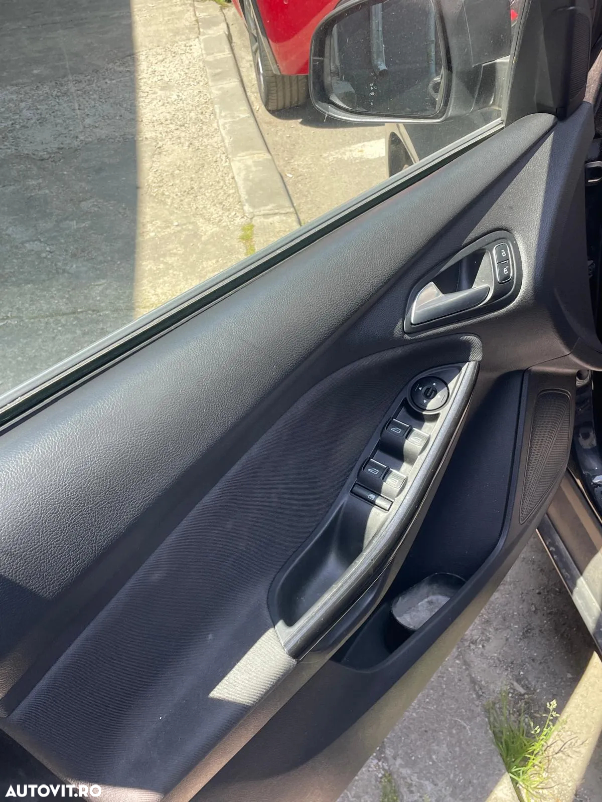 Ford Focus - 13