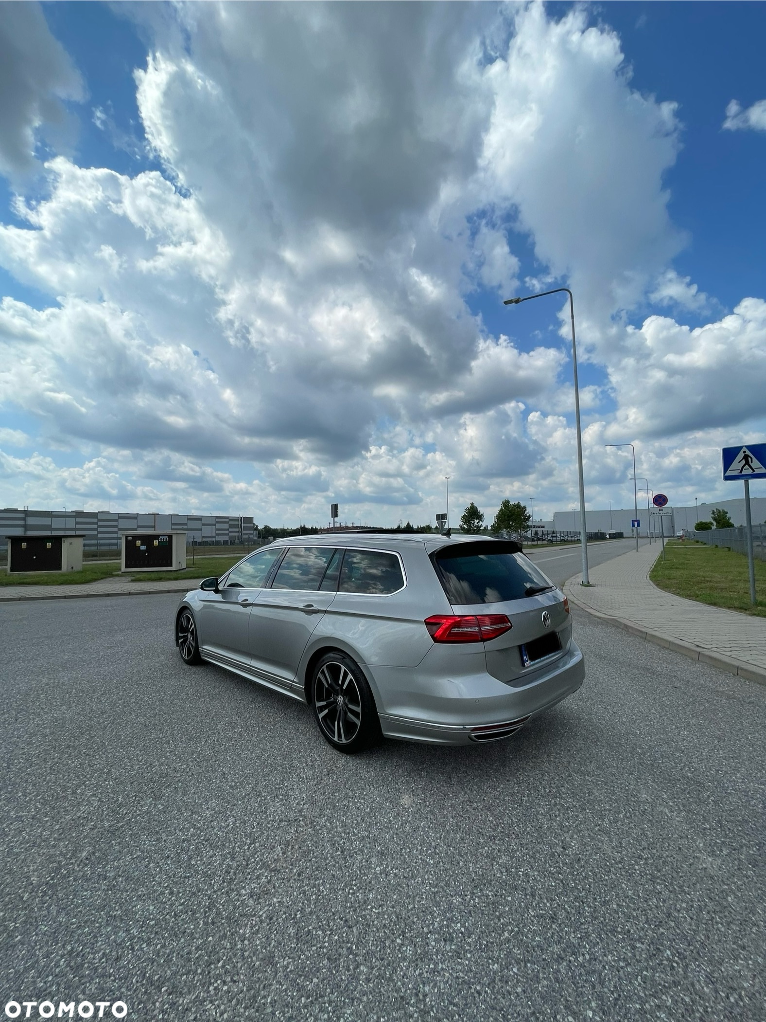 Volkswagen Passat - 8
