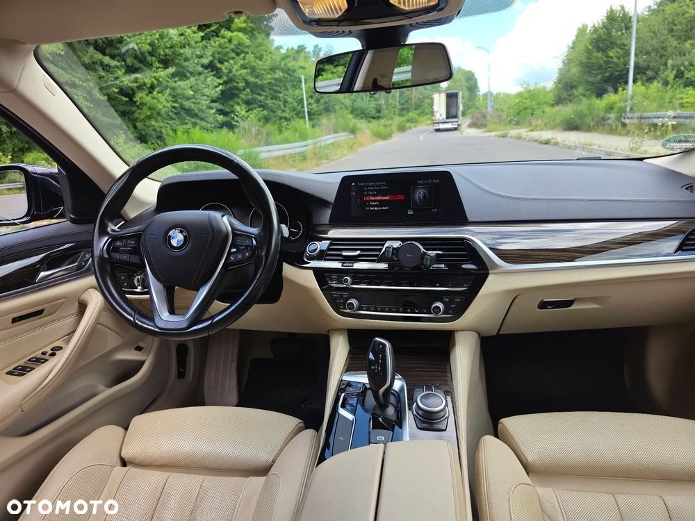 BMW Seria 5 520d Luxury Line - 21