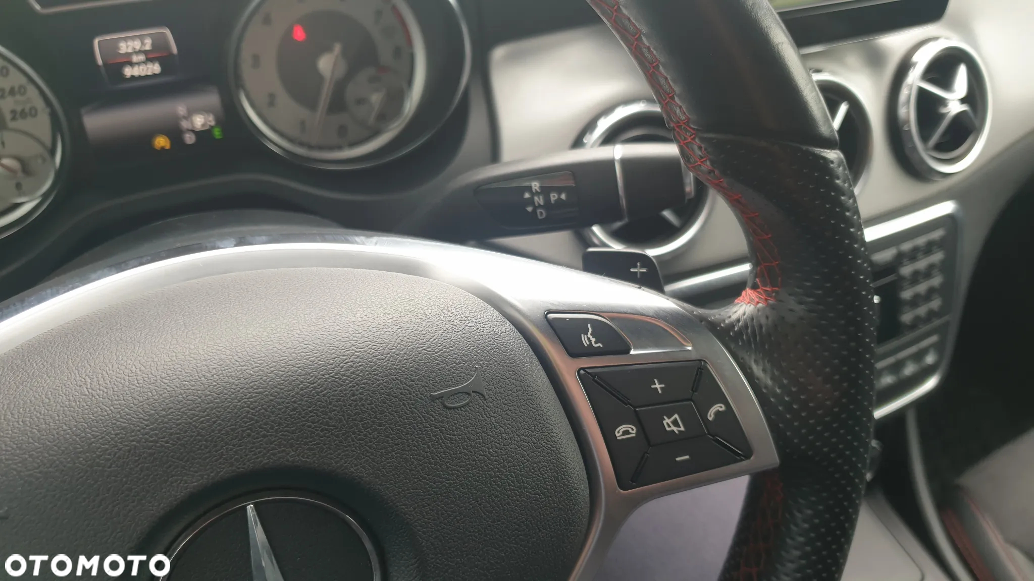 Mercedes-Benz GLA 250 4-Matic - 25