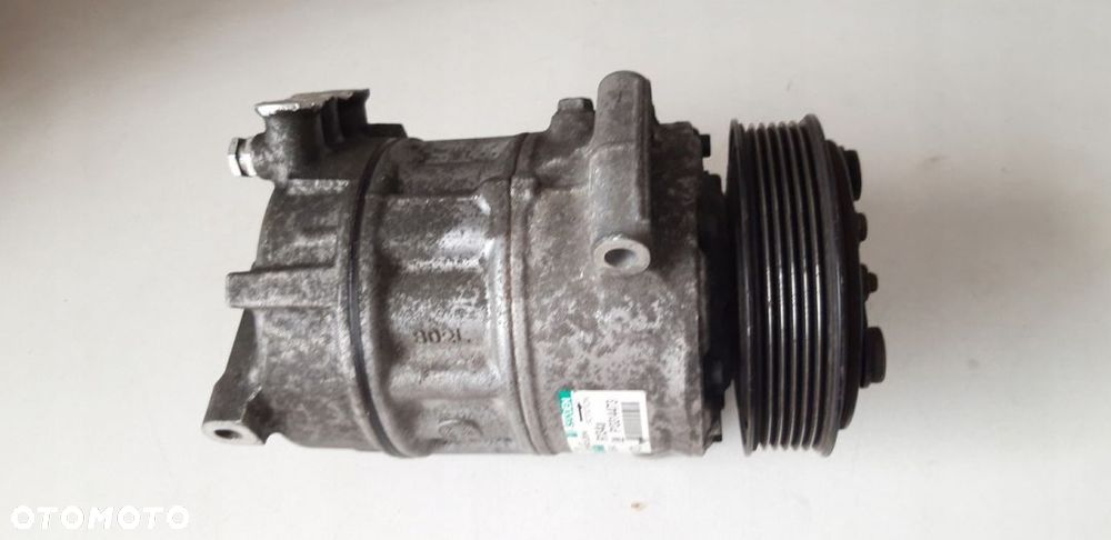 SPRĘŻARKA KLIMATYZACJI OPEL INSIGNIA 2.0 CDTI - 1