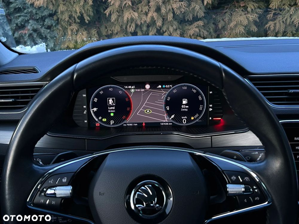 Skoda Superb 2.0 TDI DSG Ambition - 13