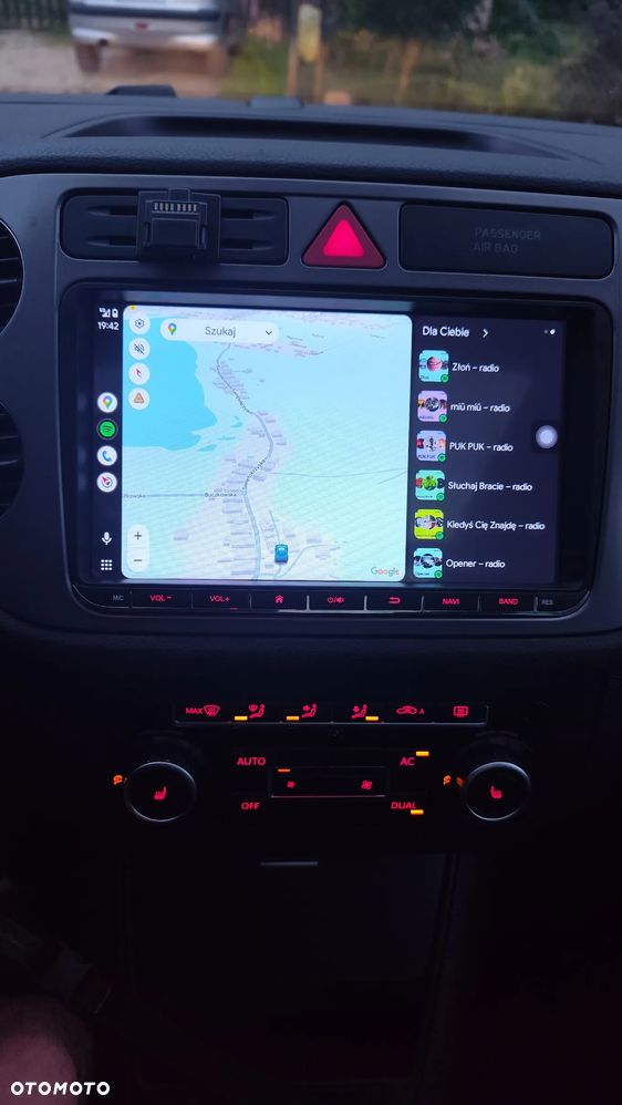 Volkswagen Tiguan 2.0 TDI DPF BlueMotion Technology Cup Sport & Style - 11