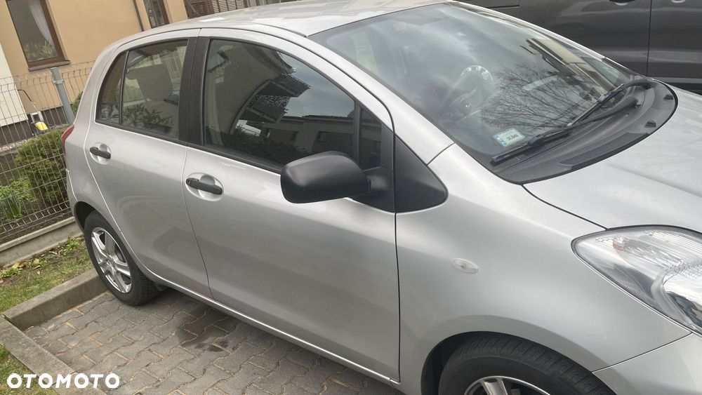 Toyota Yaris 1.0 Luna A/C - 17