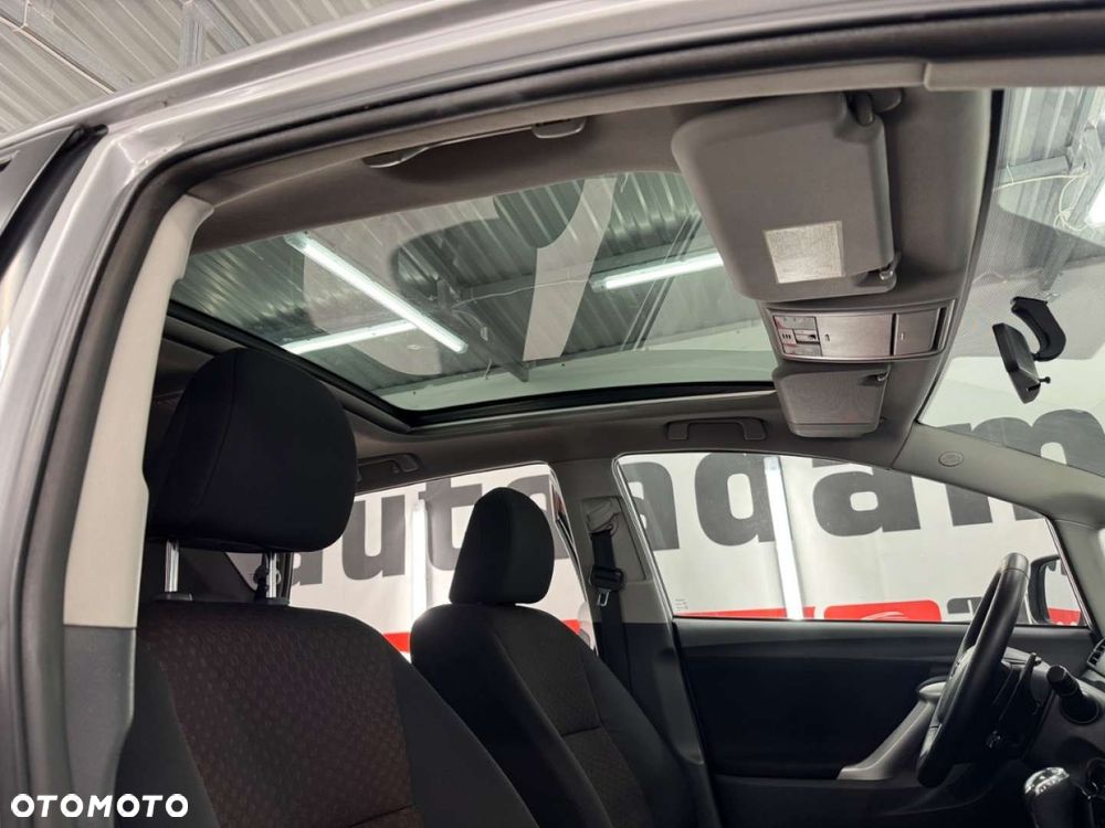 Toyota Verso - 40