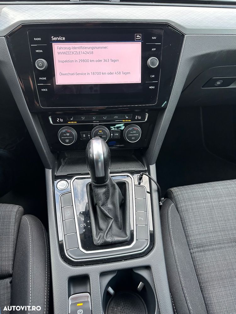 Volkswagen Passat 2.0 TDI SCR DSG Business - 10