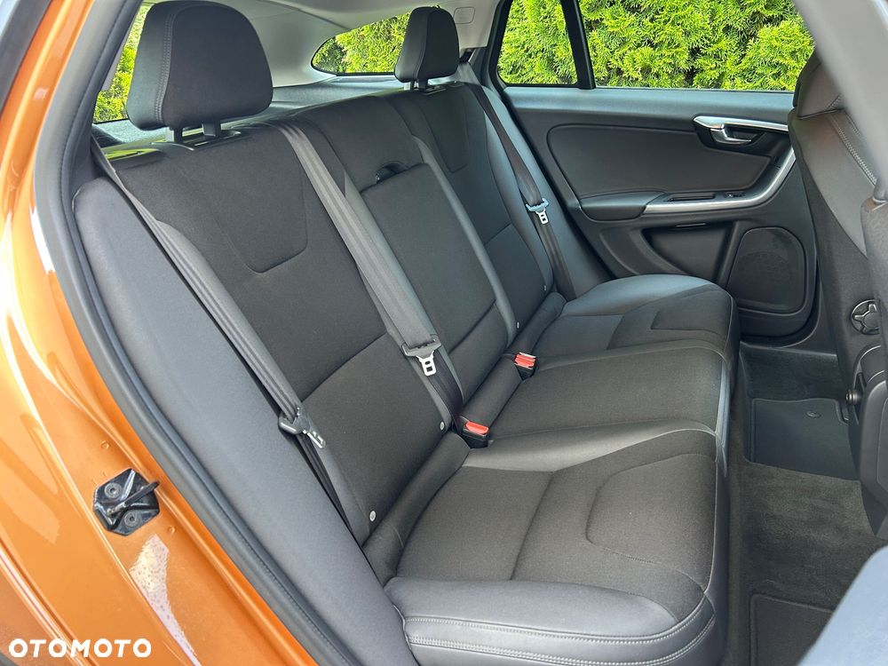 Volvo V60 T3 Edition Pro - 7