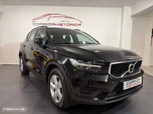 Volvo XC 40 1.5 T2 Momentum Plus - 1