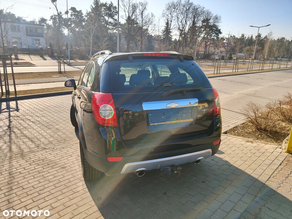 Chevrolet Captiva 2.4 4WD 7 Sitzer LT - 14