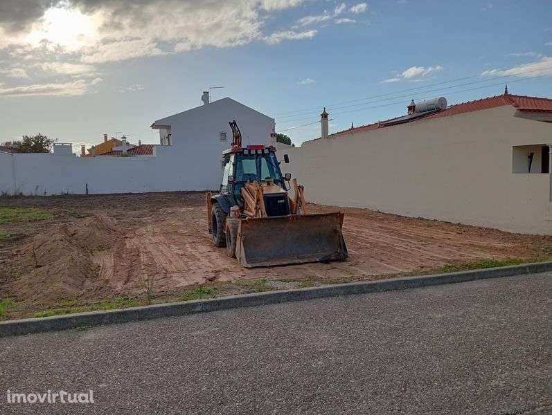 Terreno Urbano Benfica do Ribatejo cortiçois - Grande imagem: 3/3