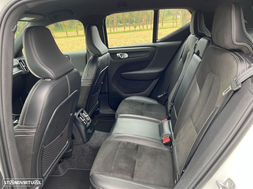 Volvo XC 40 - 23
