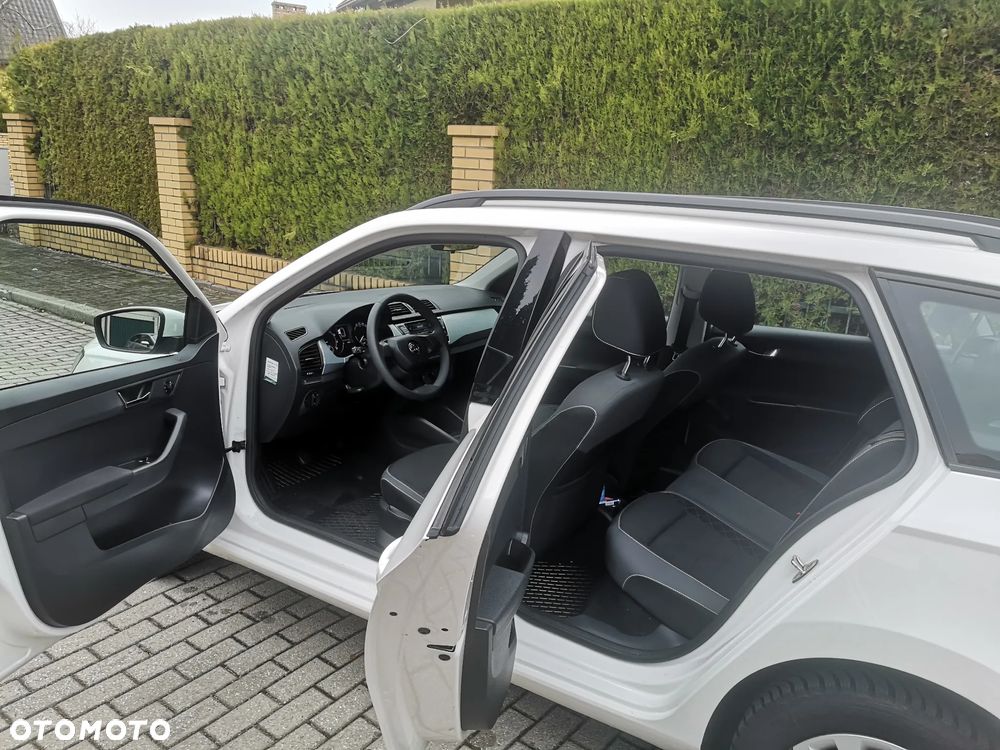 Skoda Fabia 1.0 TSI Ambition - 11