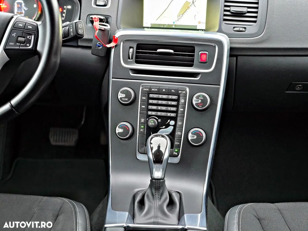 VOLVO V60 2016 — imagine 60