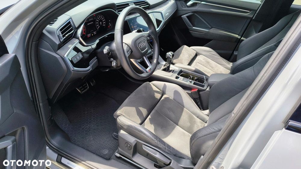Audi RS Q3 Sportback - 11