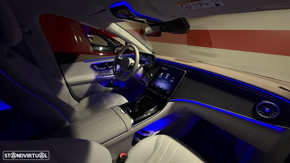 Mercedes-Benz EQE - 21