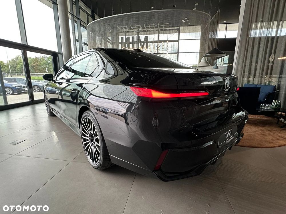 BMW Seria 7 740d xDrive mHEV sport - 5