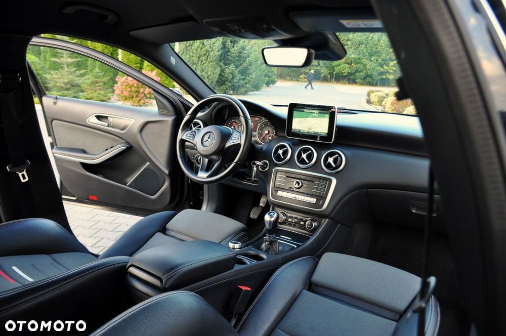 Mercedes-Benz Klasa A 180 CDI AMG Line - 25