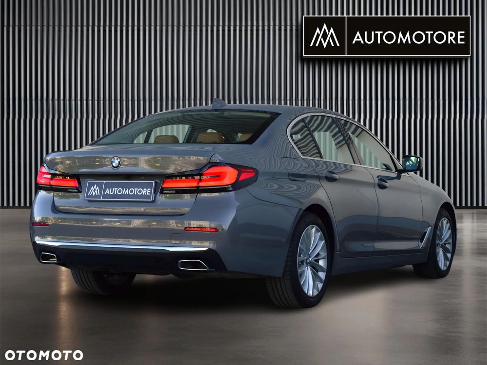 BMW Seria 5 540d xDrive mHEV Luxury Line sport - 9