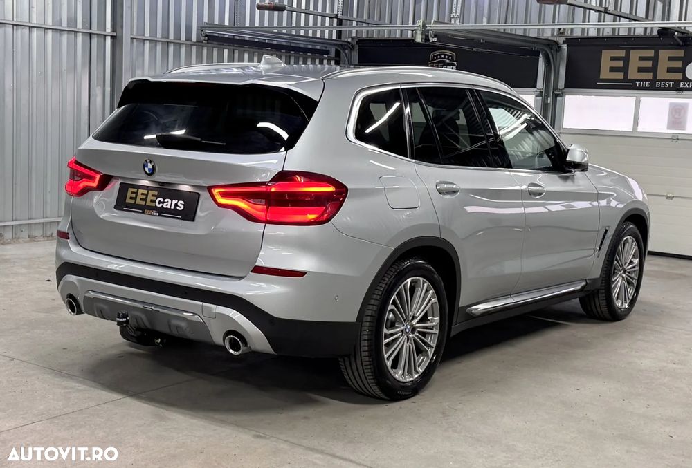 BMW X3 xDrive20d AT Luxury Line - 25