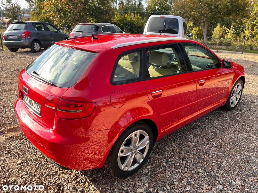 Audi A3 Sportback 2.0 TDI DPF quattro Ambition - 8