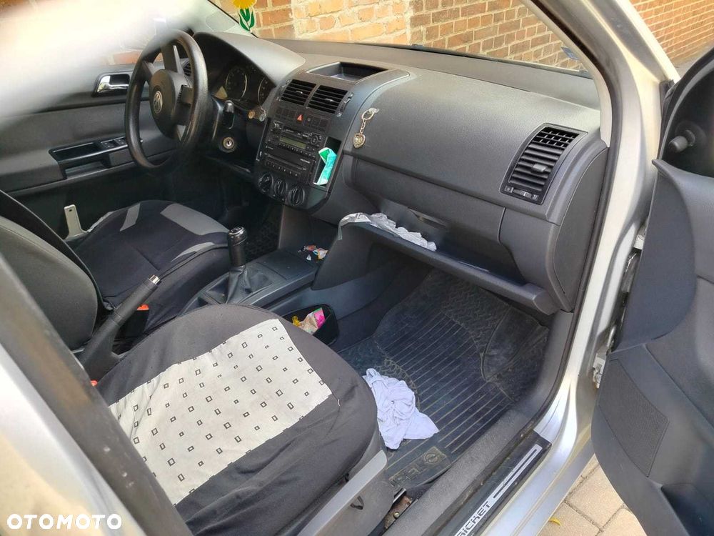 Volkswagen Polo - 7