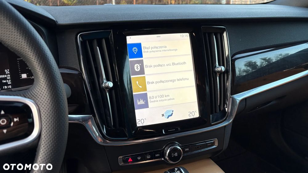 Volvo S90 D4 Momentum - 24