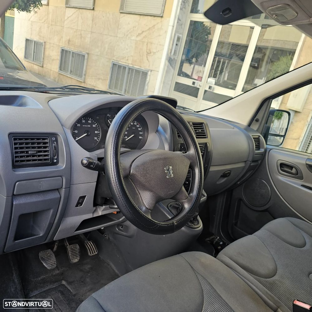Peugeot Expert - 18