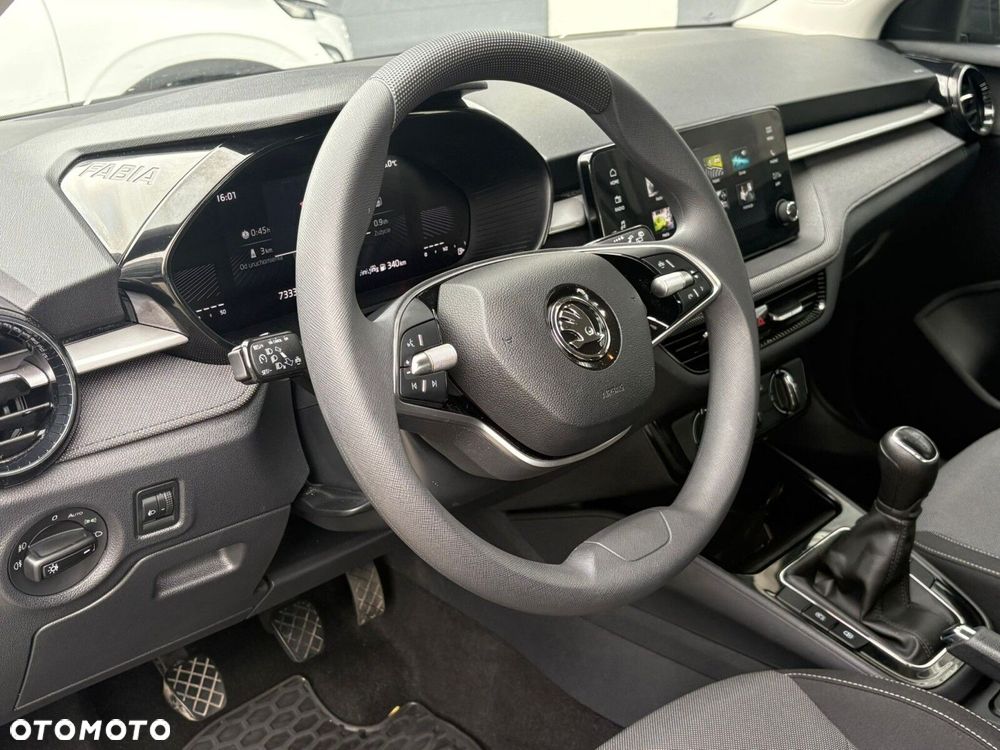 Skoda Fabia 1.0 Selection - 12