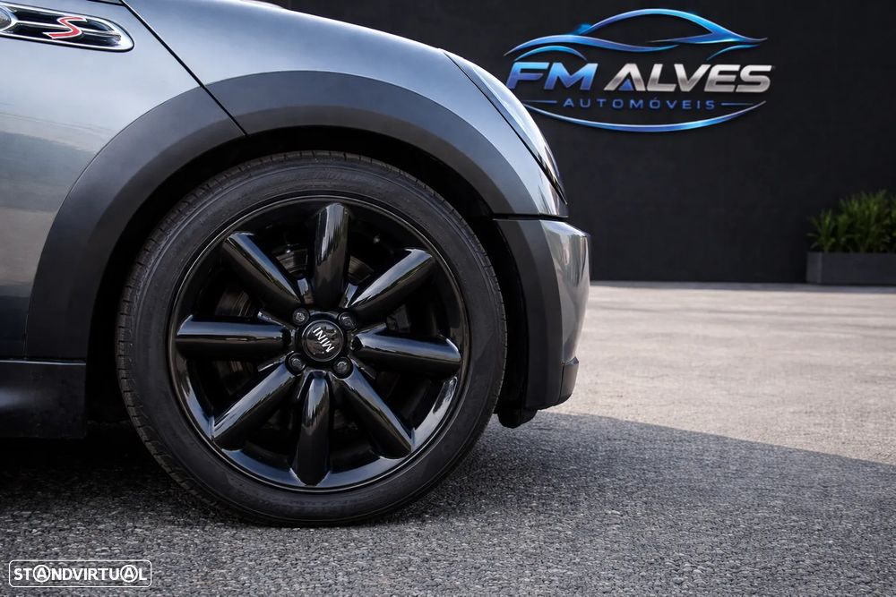 MINI 3 Portas Cooper S - 11