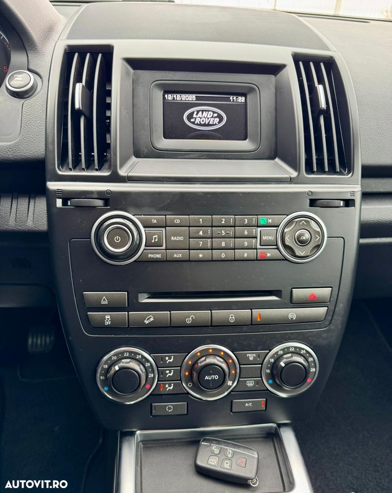 Land Rover Freelander 2 2.2L TD4 S - 36