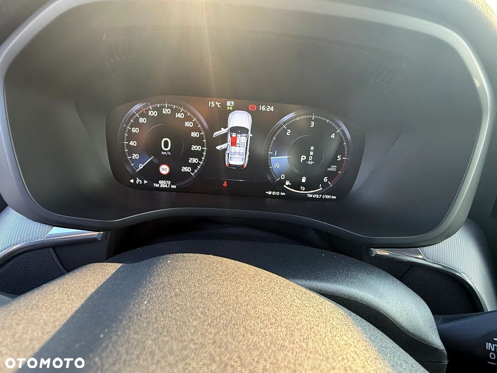 Volvo XC 60 D4 AWD R-Design - 7